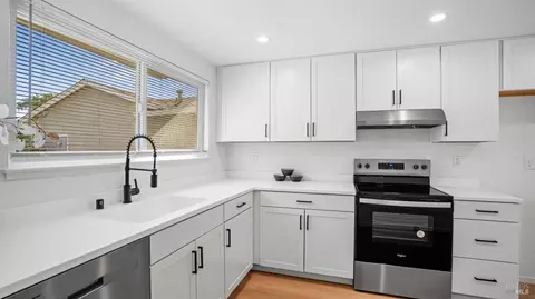 1724 Daniel Ct, Fairfield, CA 94533 photo 10