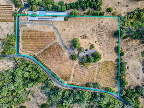 2875 Burnside Rd, Sebastopol, CA 95472 photo 3