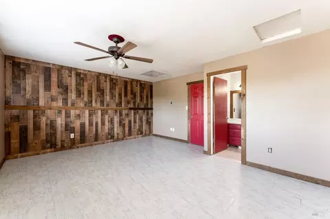 605 Empire Dr, Ukiah, CA 95482 photo 12