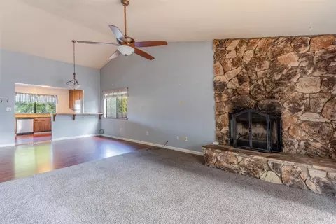 605 Empire Dr, Ukiah, CA 95482 photo 5