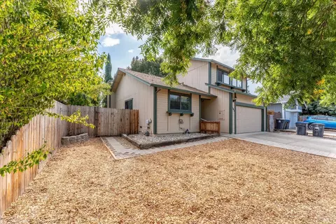 605 Empire Dr, Ukiah, CA 95482 photo 21