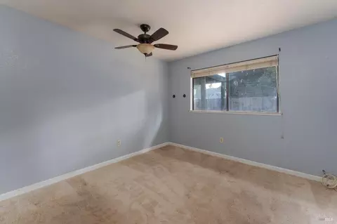 605 Empire Dr, Ukiah, CA 95482 photo 8