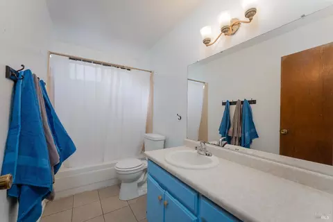 605 Empire Dr, Ukiah, CA 95482 photo 9