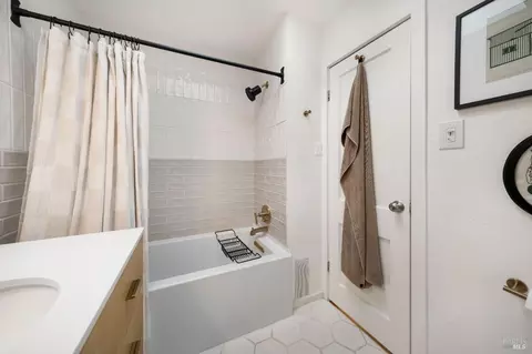 111 W Baxter St, Vallejo, CA 94590 photo 27