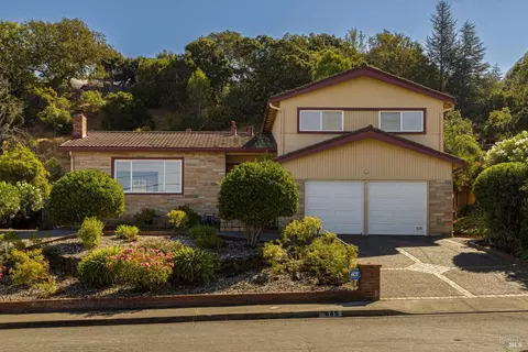 645 Rowland Blvd, Novato, CA 94947