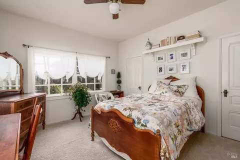 Bedroom - 5700 Old River Rd, Ukiah, CA 95482 photo 1 of 2