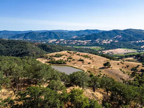 View/Area - 5700 Old River Rd, Ukiah, CA 95482 photo 11 of 13