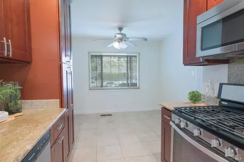 768 Beechwood Ave, Vallejo, CA 94591 photo 7
