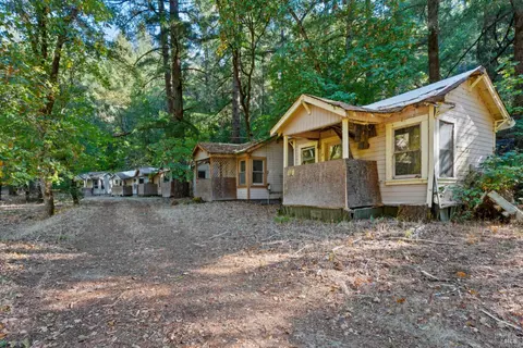 31001 N Highway 101 Hwy, Willits, CA 95490