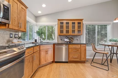8401 Honor Pl, Cotati, CA 94931 photo 11