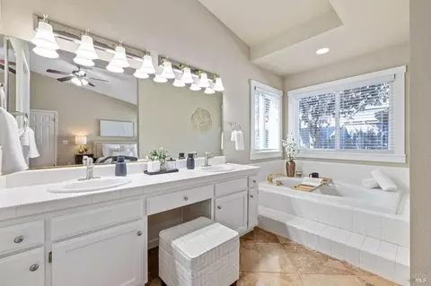 8401 Honor Pl, Cotati, CA 94931 photo 22