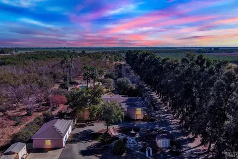 9150 Gaddini Rd, Winters, CA 95694 photo 2