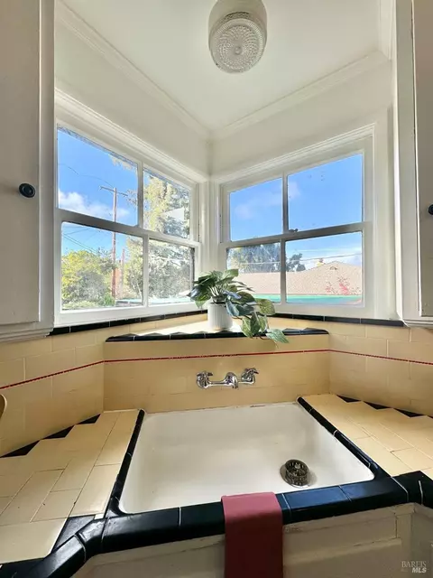 1409 Ensign Ave, Vallejo, CA 94590 photo 14