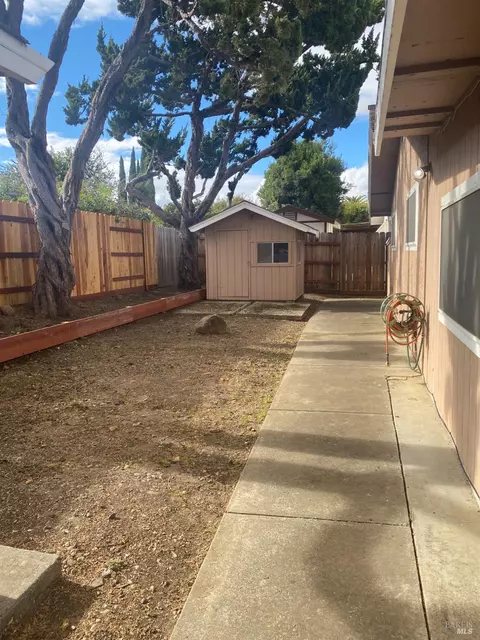 289 Daphne Dr, Fairfield, CA 94533 photo 22
