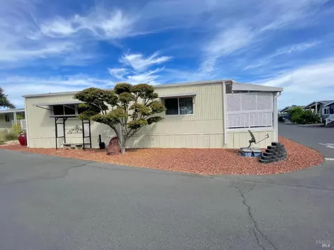 320 Mark Way, Napa, CA 94558 photo 3