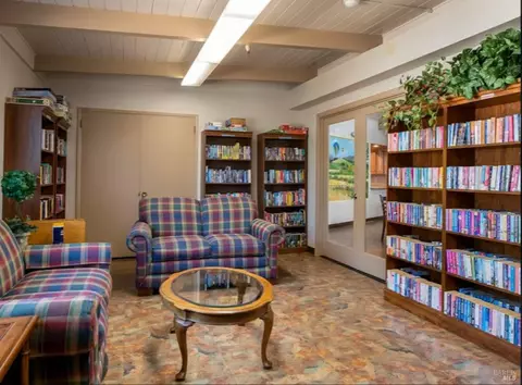 320 Mark Way, Napa, CA 94558 photo 33