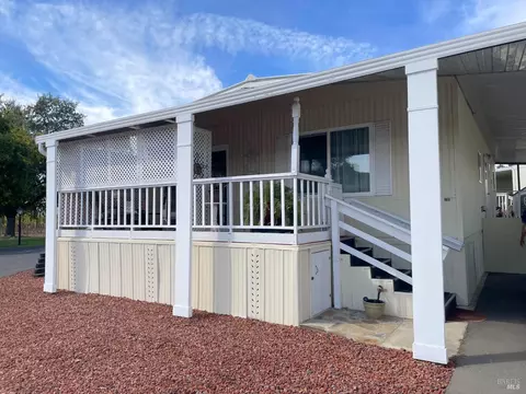 320 Mark Way, Napa, CA 94558 photo 2