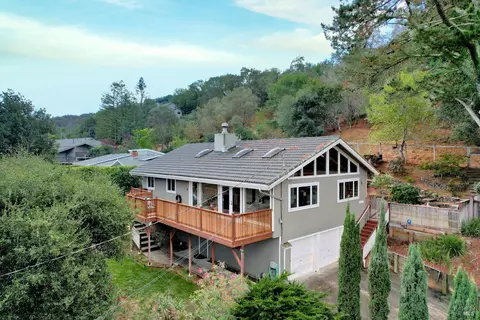 588 Canyon Rd, Novato, CA 94947