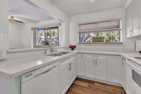 128 Nashville Ln, Vallejo, CA 94591 photo 15