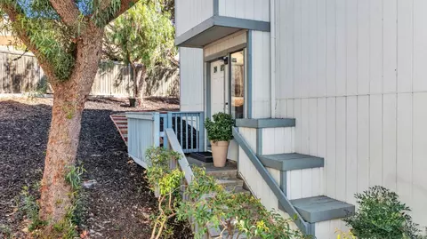 128 Nashville Ln, Vallejo, CA 94591 photo 3
