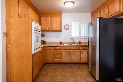 224 College Ave, Vallejo, CA 94589 photo 8