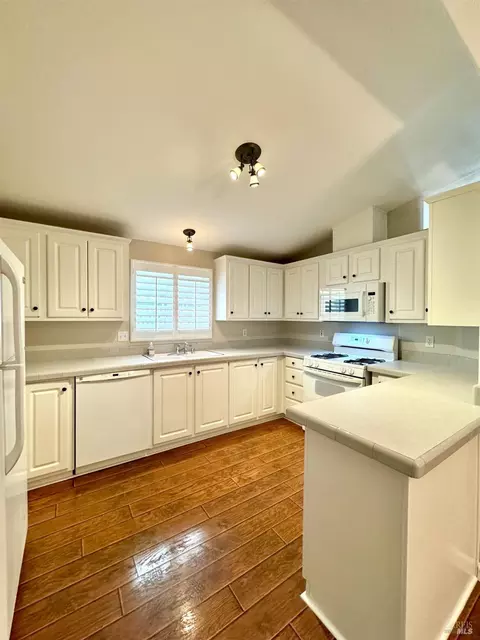 150 Silverado Trl, Napa, CA 94559 photo 3