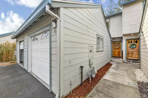 1317 Eardley Ave, Santa Rosa, CA 95401