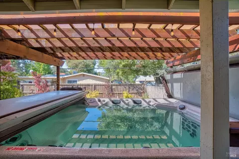 6303 Lakeside Dr, Clearlake, CA 95422 photo 32