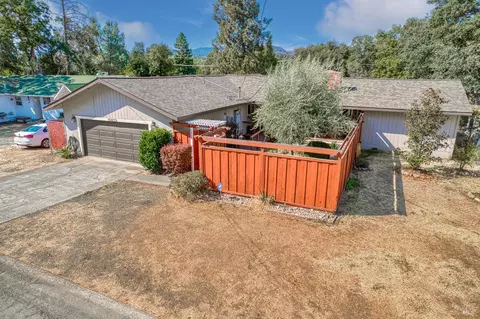 6303 Lakeside Dr, Clearlake, CA 95422