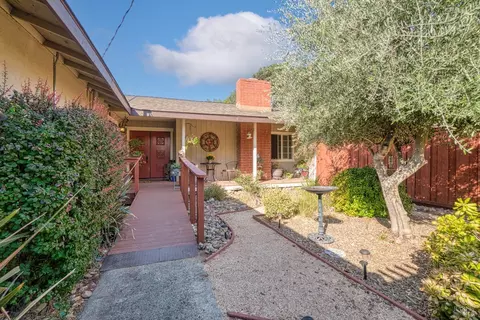 6303 Lakeside Dr, Clearlake, CA 95422 photo 3