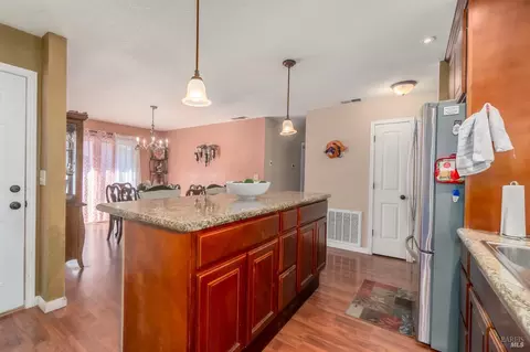 6303 Lakeside Dr, Clearlake, CA 95422 photo 15