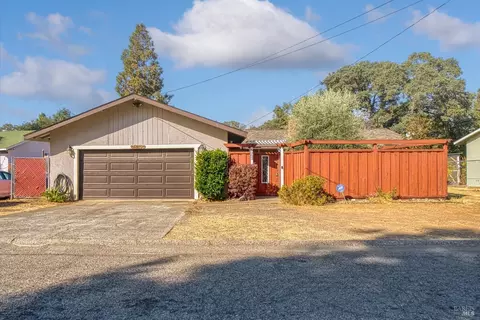 6303 Lakeside Dr, Clearlake, CA 95422 photo 2