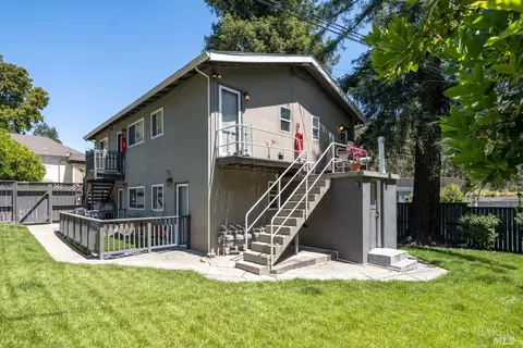 1 Hammondale Ct, San Rafael, CA 94901