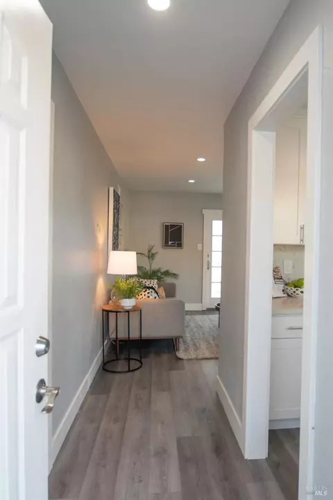 415 Taper Ave, Vallejo, CA 94589 photo 5