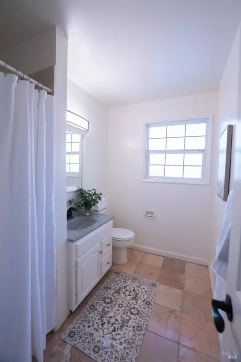 415 Taper Ave, Vallejo, CA 94589 photo 20