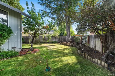 124 Luann Ct, Windsor, CA 95492 photo 20