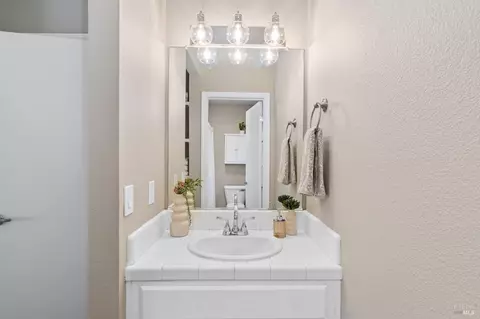 6 Bridgegate Way, Napa, CA 94559 photo 28