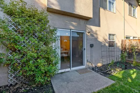 6 Bridgegate Way, Napa, CA 94559 photo 38