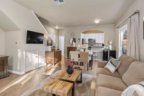 6 Bridgegate Way, Napa, CA 94559 photo 5