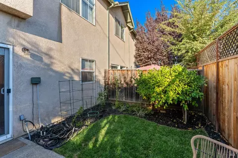 6 Bridgegate Way, Napa, CA 94559 photo 35