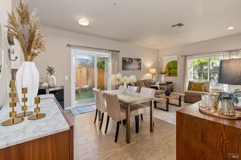 6 Bridgegate Way, Napa, CA 94559 photo 4