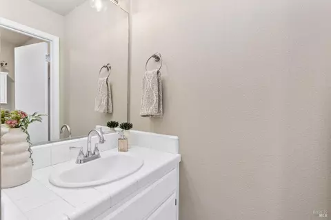 6 Bridgegate Way, Napa, CA 94559 photo 26