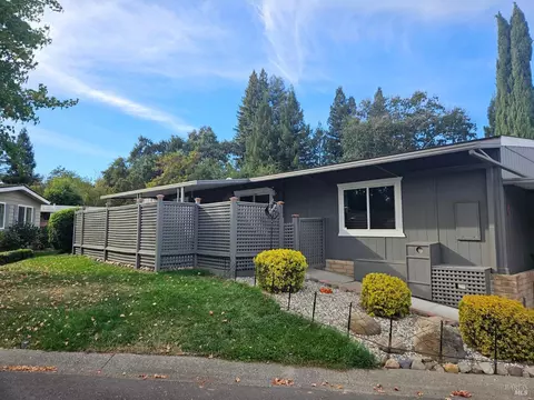 6 San Lucas Ct, Saint Helena, CA 94574