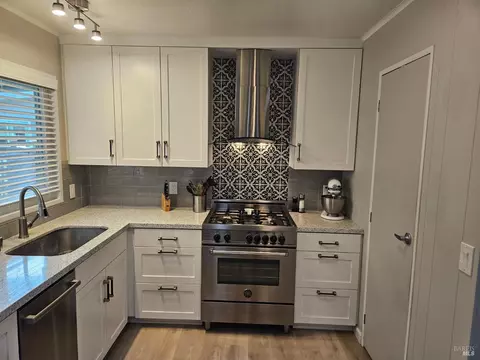 6 San Lucas Ct, Saint Helena, CA 94574 photo 8
