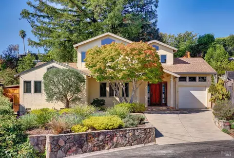 17 Bayview Ter, Mill Valley, CA 94941