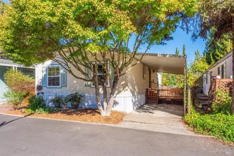8800 Green Valley Rd #14, Sebastopol, CA 95472