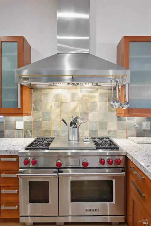 Kitchen - 19334 Spring Dr, Sonoma, CA 95476 photo 4 of 7