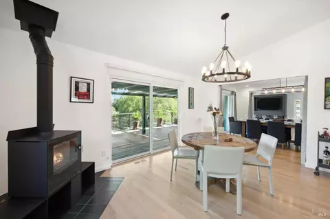 Dining - 19334 Spring Dr, Sonoma, CA 95476 photo 3 of 3