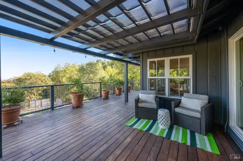 Exterior - 19334 Spring Dr, Sonoma, CA 95476 photo 14 of 29