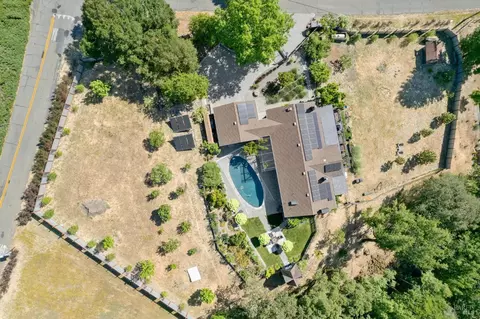 View/Area - 19334 Spring Dr, Sonoma, CA 95476 photo 2 of 5